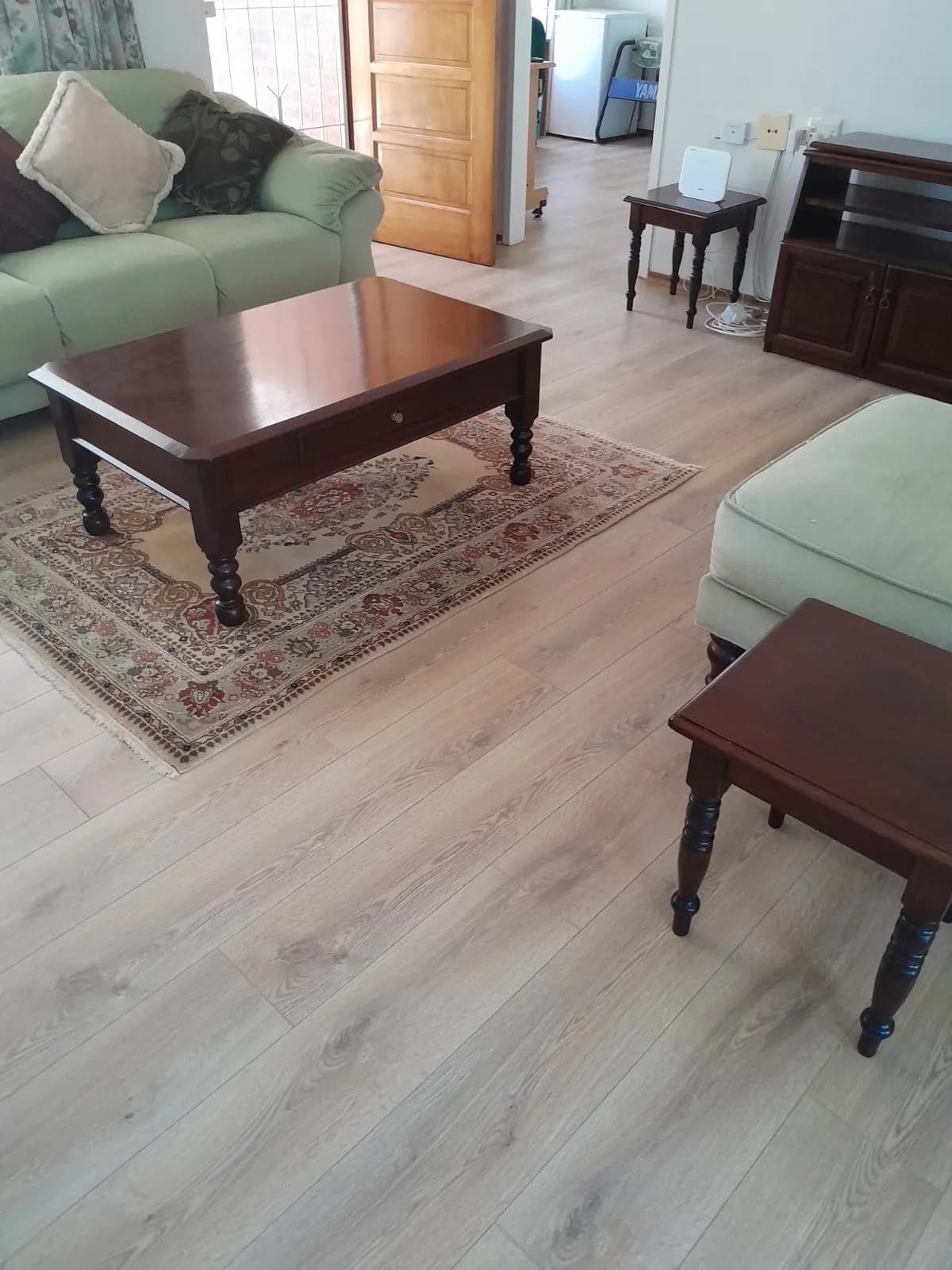 Laminate flooring supplied and installed by Casablanca